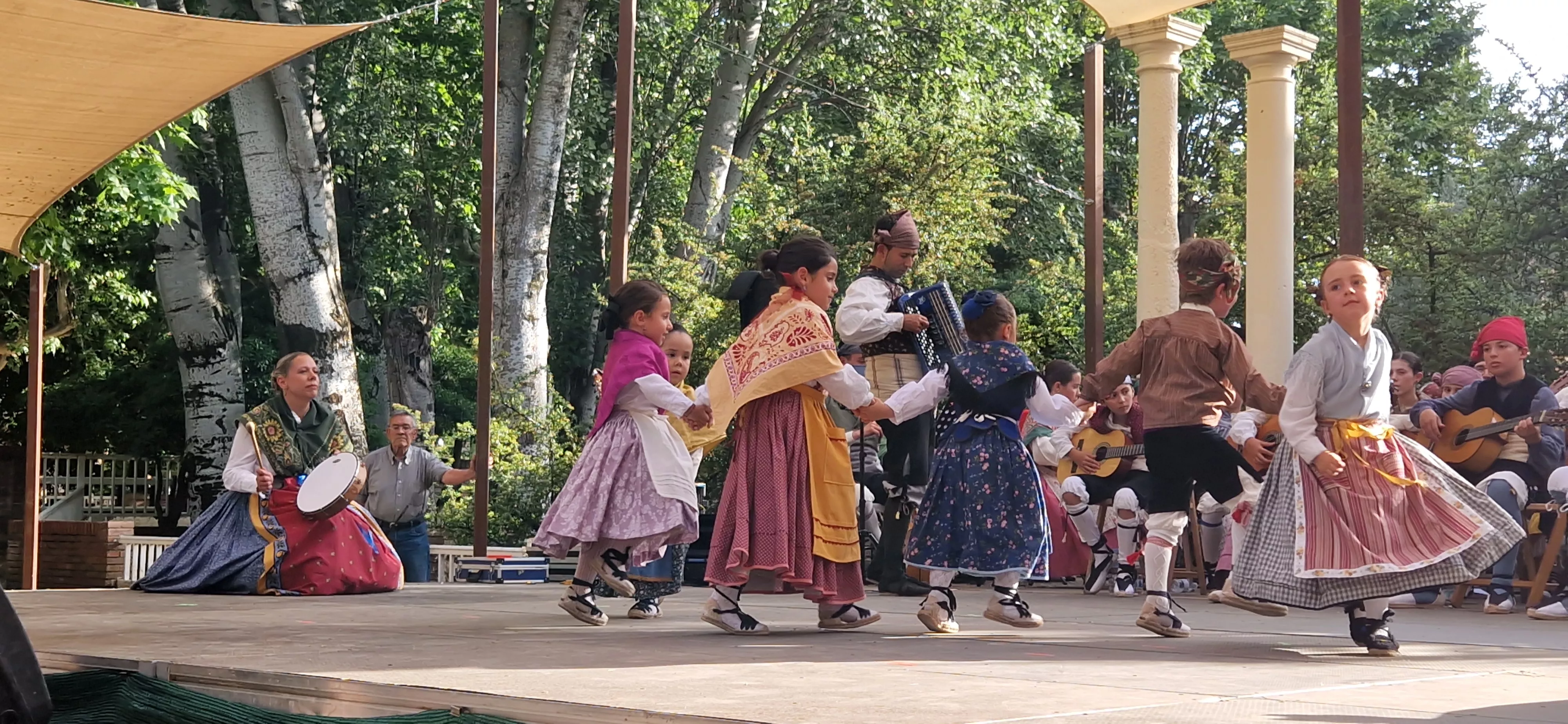 Fin de curso de la Escuela de Folklore Santa Cecilia. Foto Myriam Martínez 