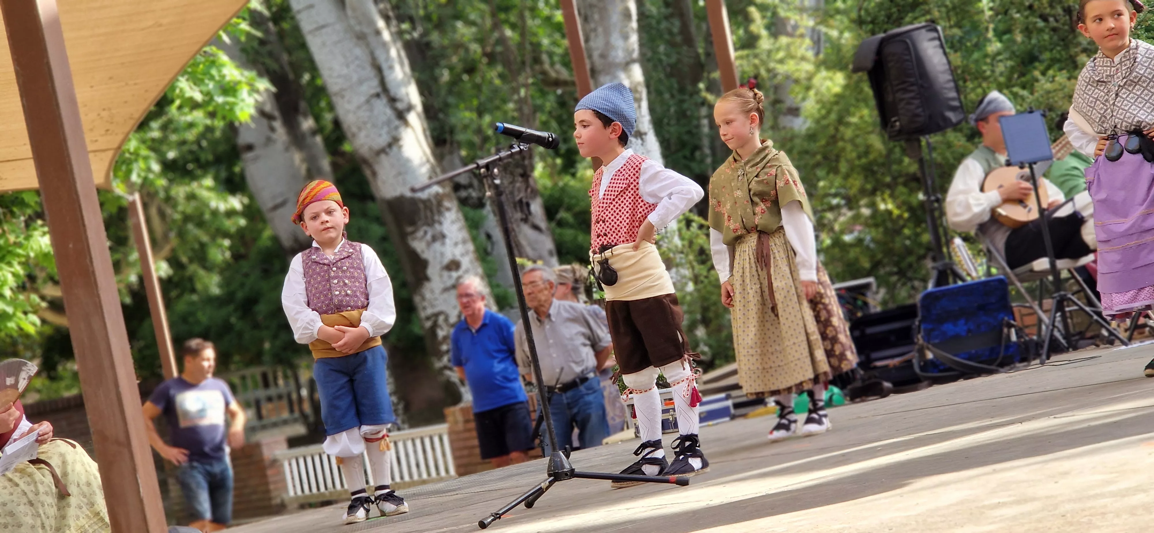 Fin de curso de la Escuela de Folklore Santa Cecilia. Foto Myriam Martínez 