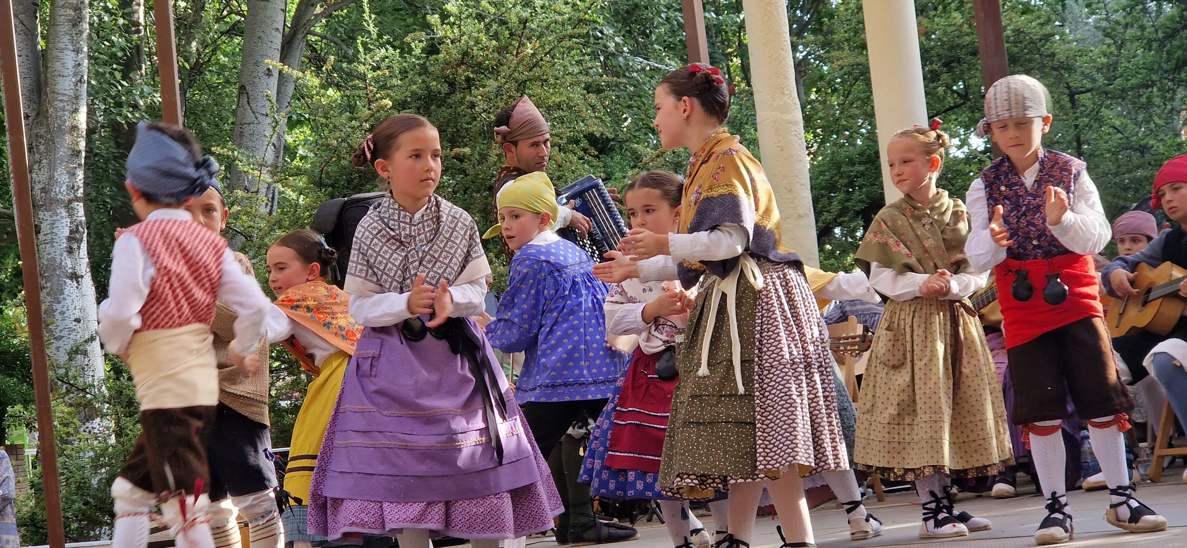 Fin de curso de la Escuela de Folklore Santa Cecilia. Foto Myriam Martínez 