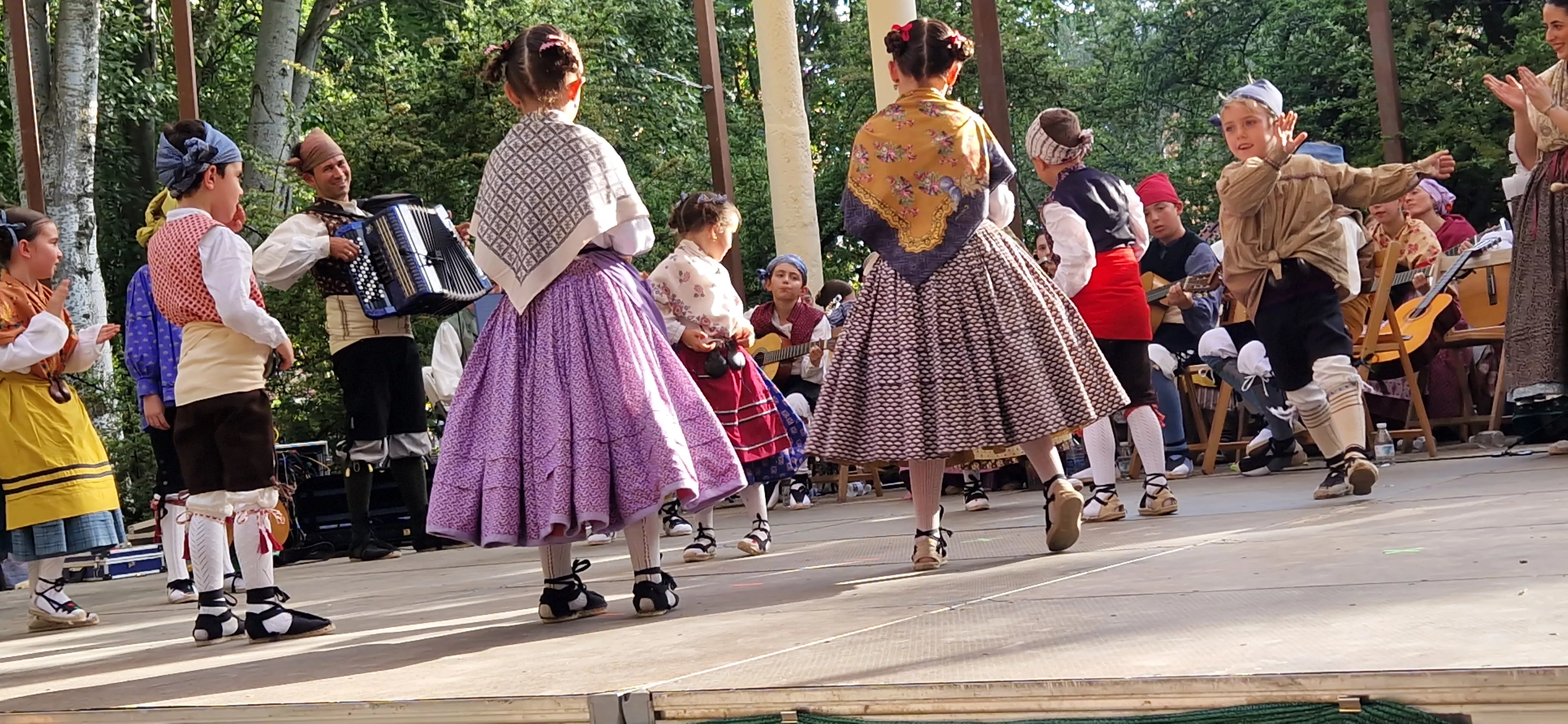Fin de curso de la Escuela de Folklore Santa Cecilia. Foto Myriam Martínez 