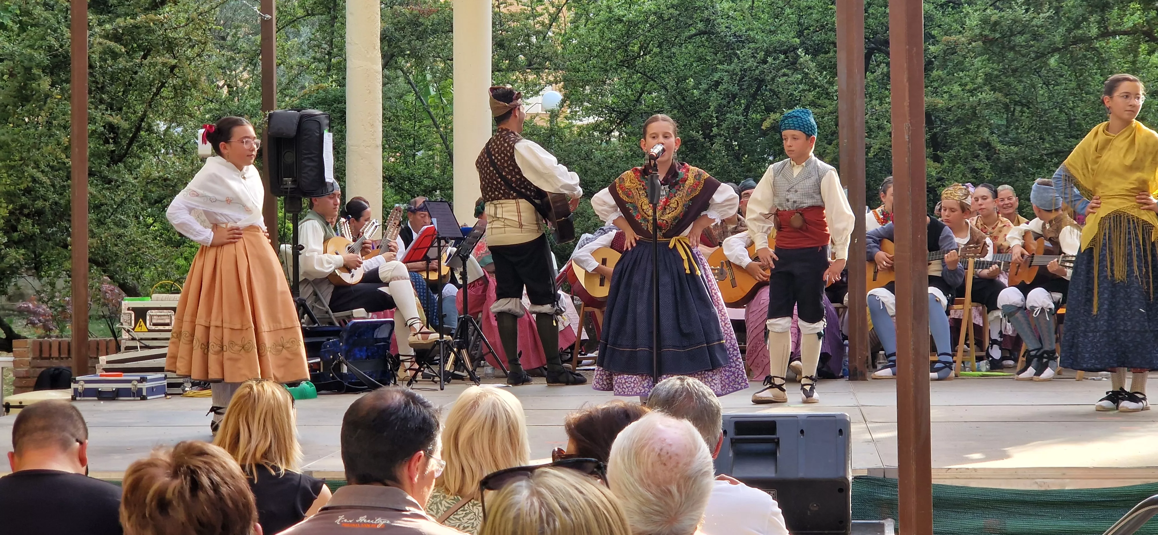 Fin de curso de la Escuela de Folklore Santa Cecilia. Foto Myriam Martínez 