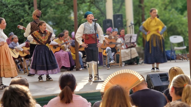Fin de curso de la Escuela de Folklore Santa Cecilia. Foto Myriam Martínez 