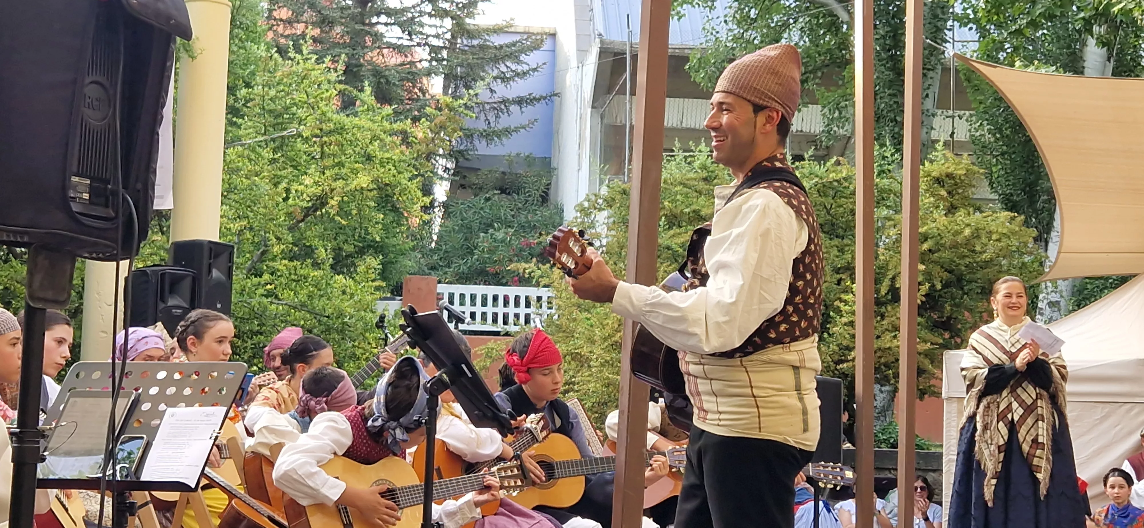 Fin de curso de la Escuela de Folklore Santa Cecilia. Foto Myriam Martínez 