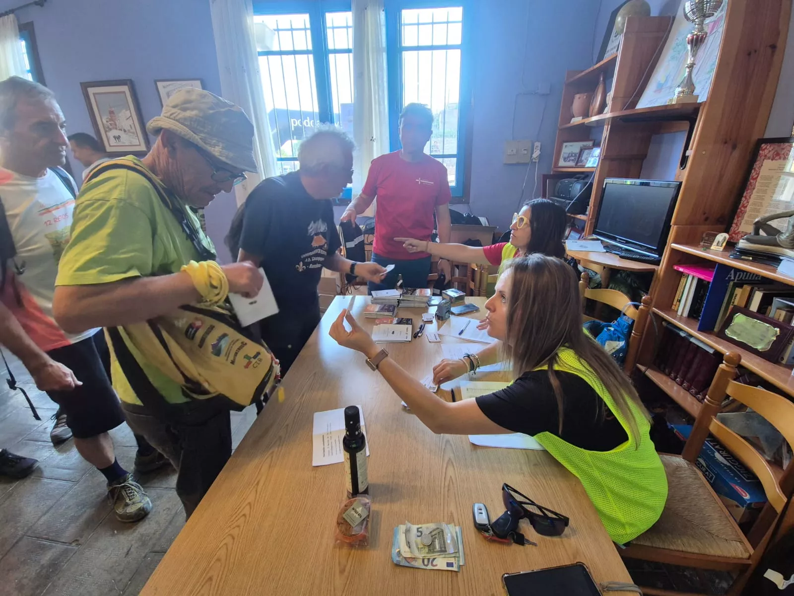 Marcha La Sotonera Pueblo a Pueblo de Plasencia del Monte a Bolea. Foto Juanlu Herrero