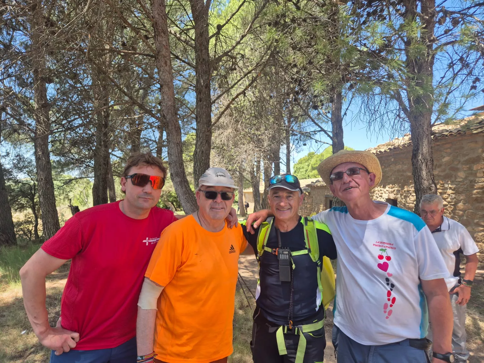 Marcha La Sotonera Pueblo a Pueblo de Plasencia del Monte a Bolea. Foto Juanlu Herrero