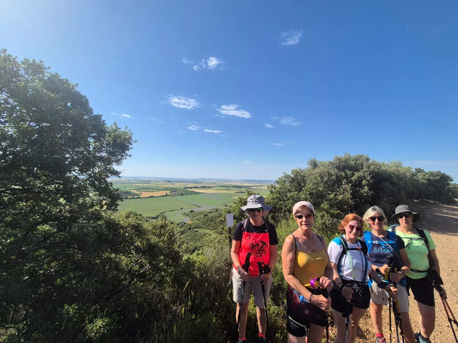 Marcha La Sotonera Pueblo a Pueblo de Plasencia del Monte a Bolea. Foto Juanlu Herrero
