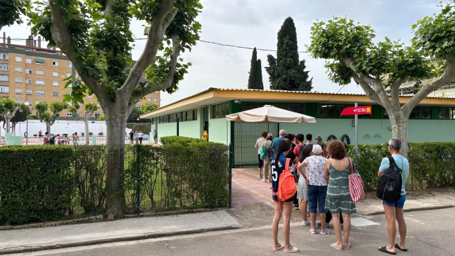 La primera fila en el acceso La primera fila en el acceso