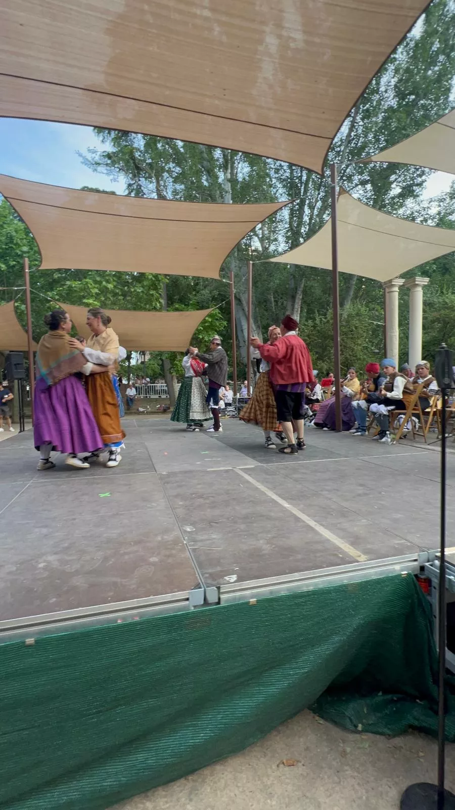 Fin de curso de la Escuela de Folklore Santa Cecilia.