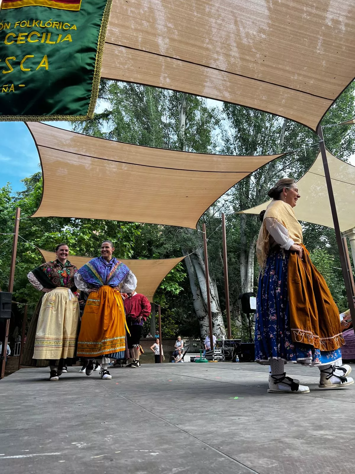 Fin de curso de la Escuela de Folklore Santa Cecilia.