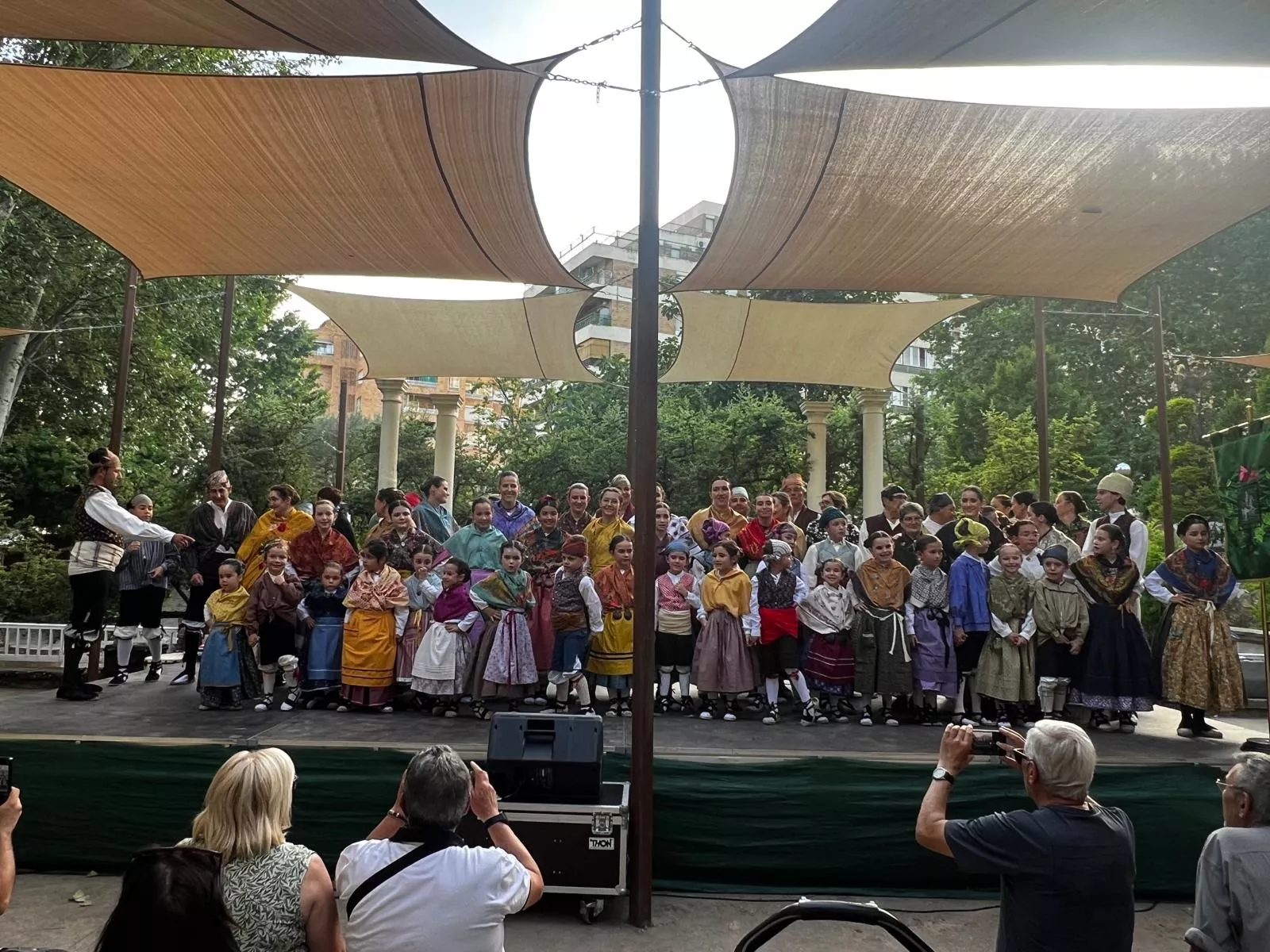 Fin de curso de la Escuela de Folklore Santa Cecilia.