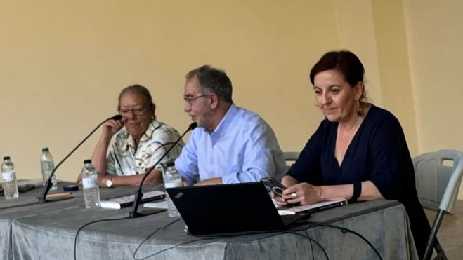 Anabel Lapeña, Juanjo Generelo y Ana Segura. 