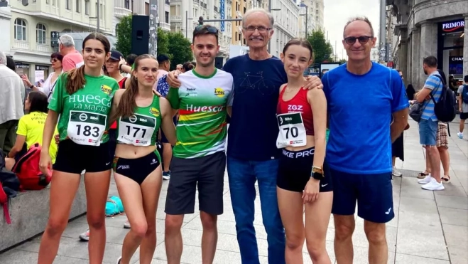 Grupo de atletas que entrena Ángel Ruata Grupo de atletas que entrena Ángel Ruata