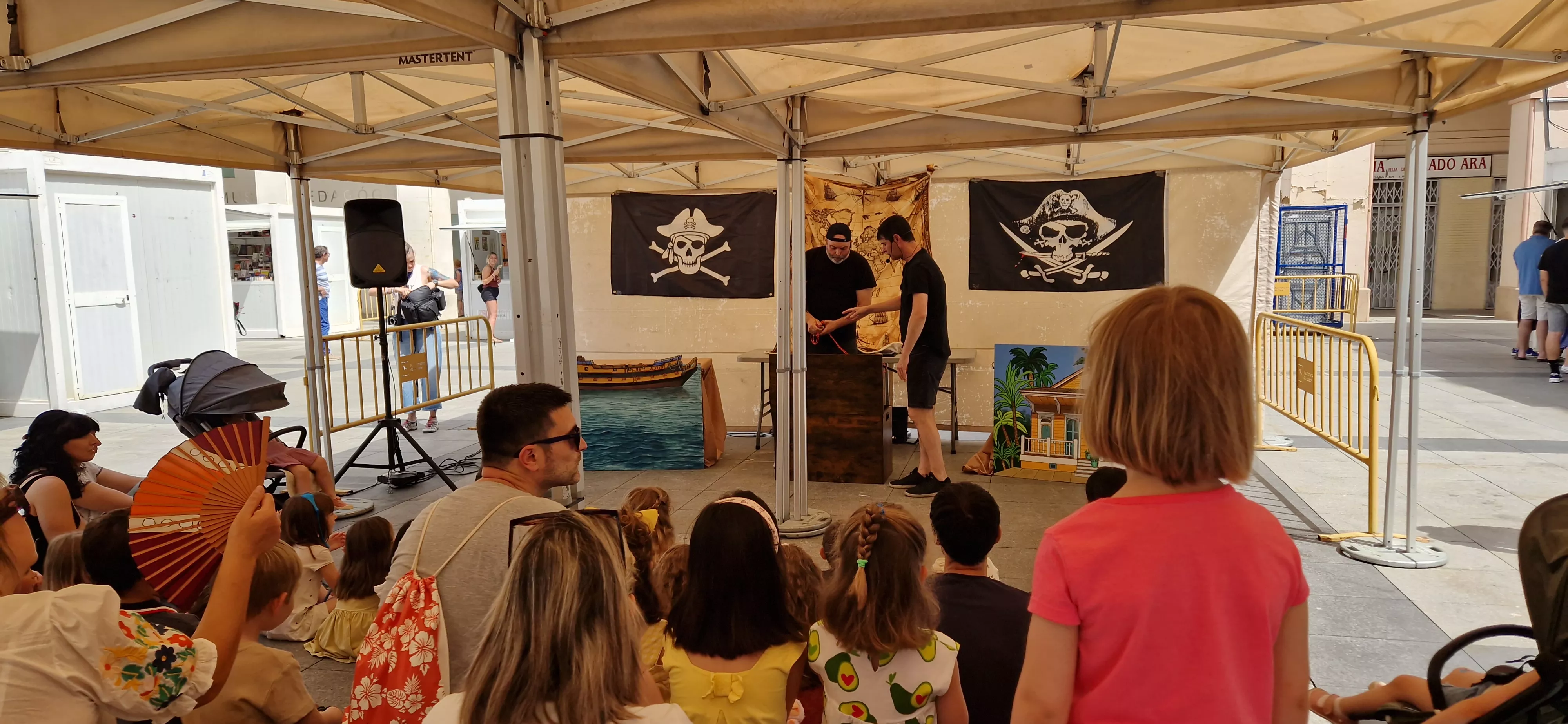 “El último abordaje de Morgan el invencible”, con Roberto Malo y Daniel Tejero. Foto Myriam Martínez