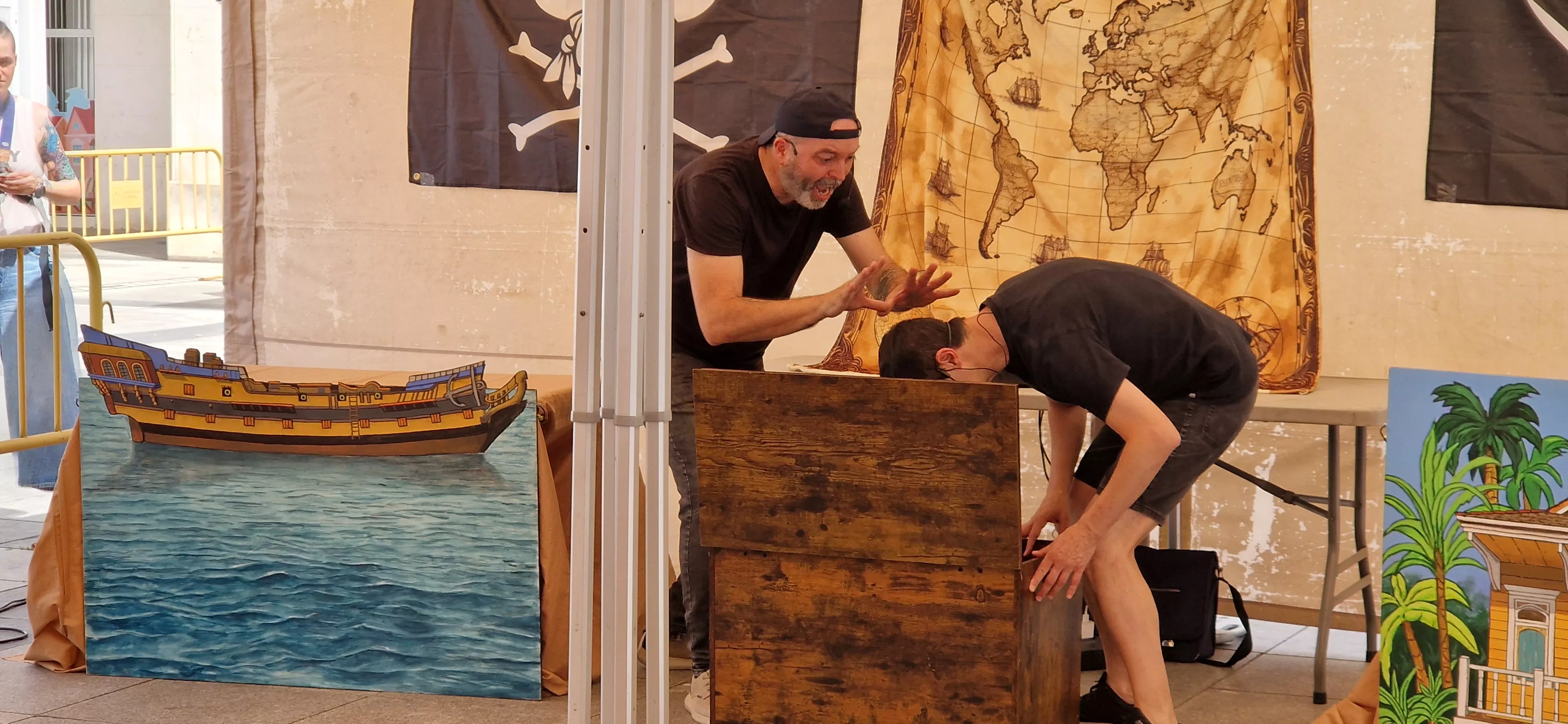 “El último abordaje de Morgan el invencible”, con Roberto Malo y Daniel Tejero. Foto Myriam Martínez