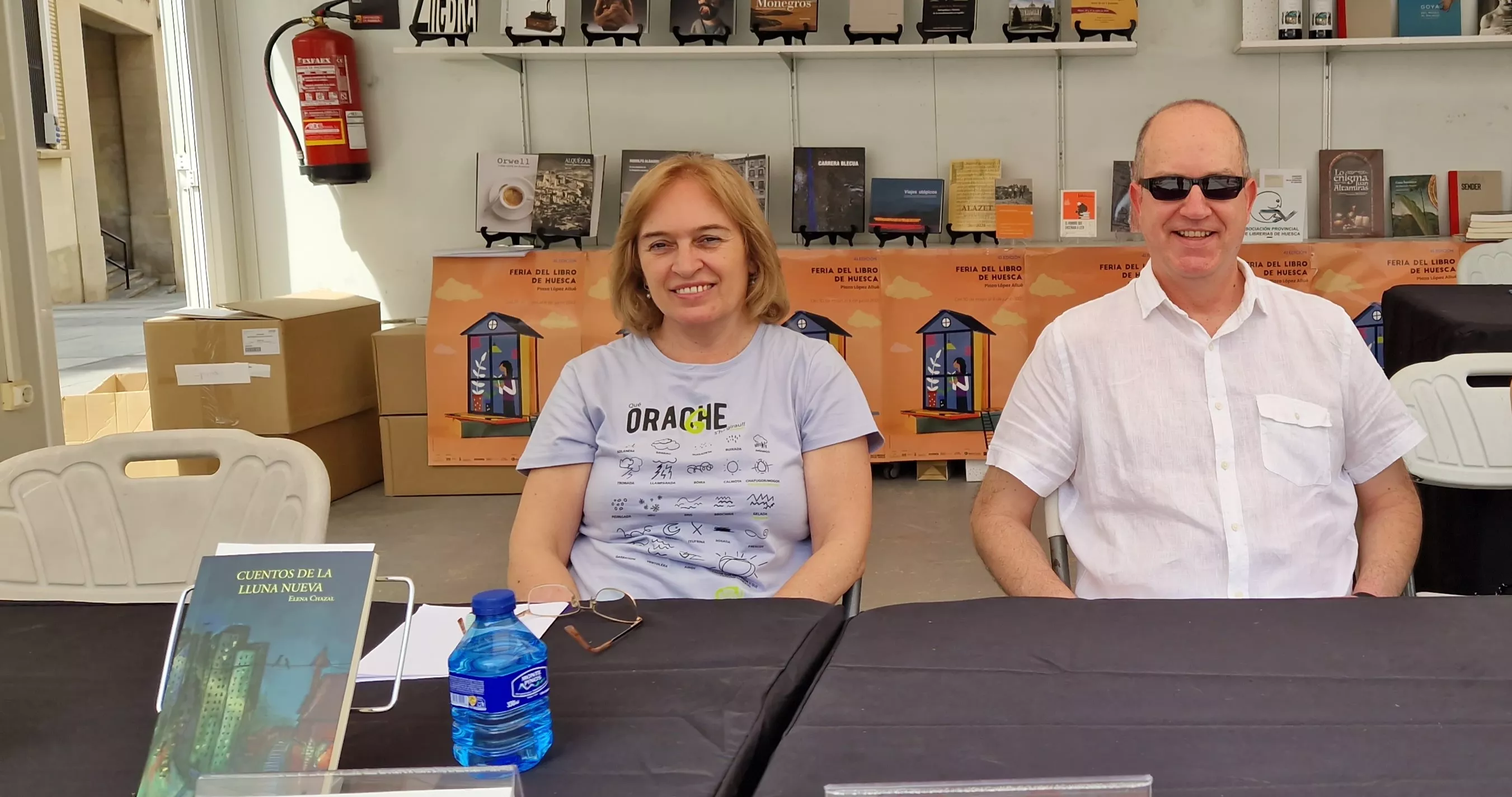 Elena Chazal y Juan Carlos Marco, en la 41 Feria del Libro de Huesca. Foto Myriam Martínez