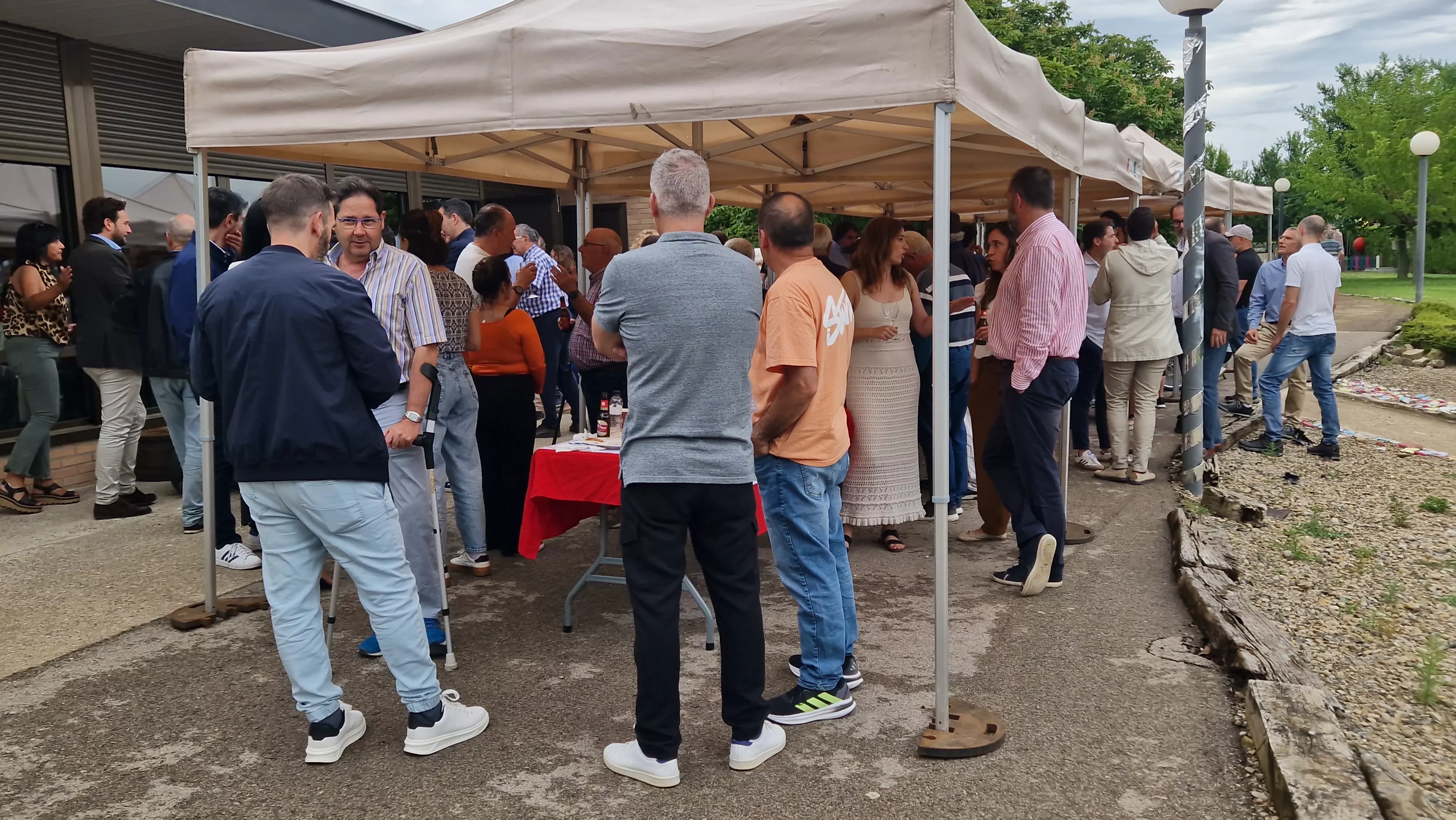 Almuerzo de agradecimiento por la 13º Marcha Aspace Huesca. Foto Myriam Martínez 