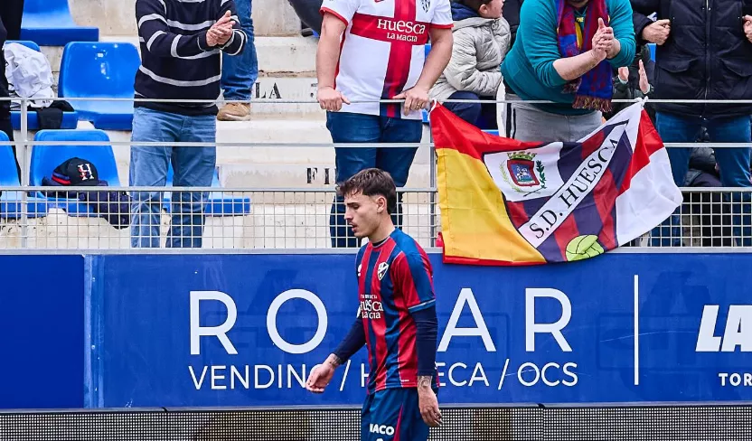 Hugo Vallejo se despide del Huesca: "Gracias y siempre FSSR"