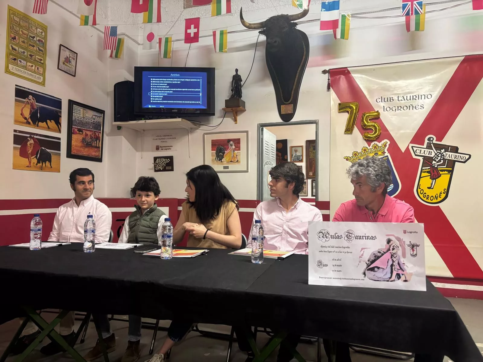 Jorge Mallén participa en una charla taurina en Logroño