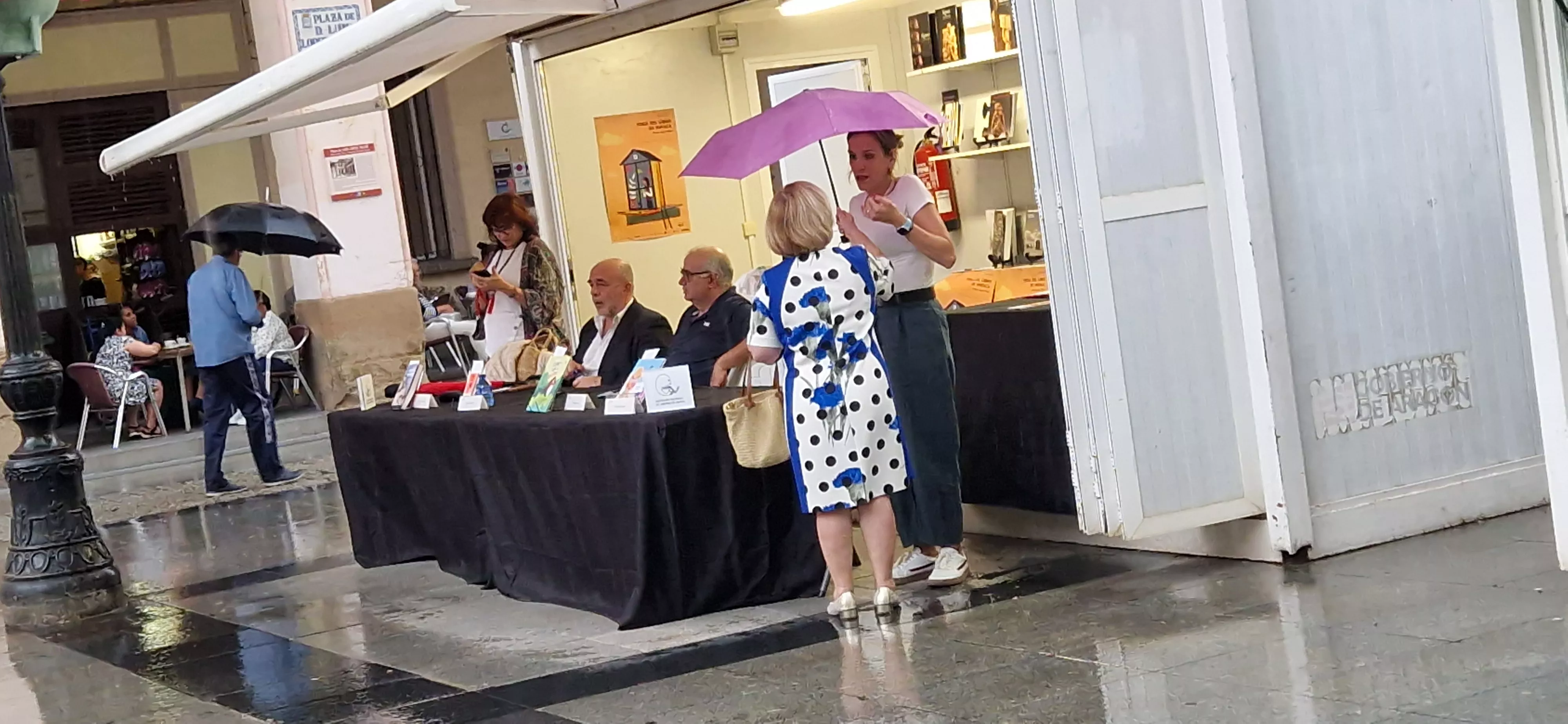 41 Feria del Libro de Huesca: lunes 2 de junio. Foto Myriam Martínez