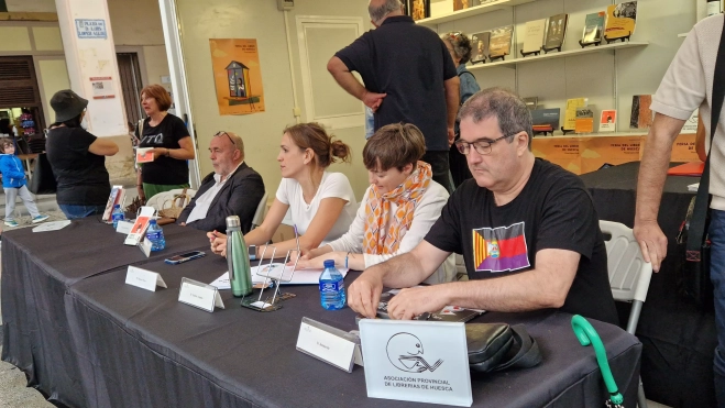 41 Feria del Libro de Huesca: lunes 2 de junio. Foto Myriam Martínez 41 Feria del Libro de Huesca: lunes 2 de junio. Foto Myriam Martínez