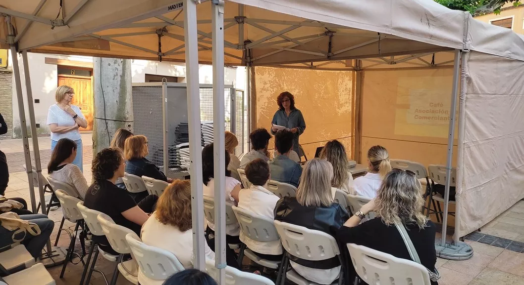 XIX Café del Comercio con Maskebolskan y Alzheimer Huesca