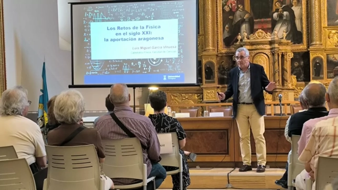 Clausura del curso académico de la Universidad de la Experiencia de Huesca. Foto Joaquín Santafé