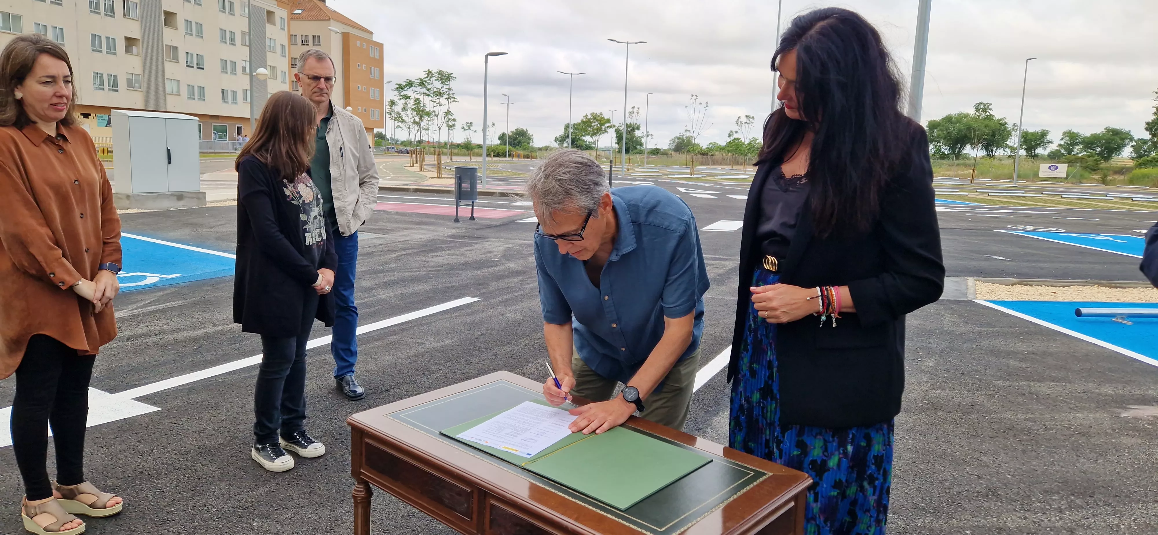 Puesta en servicio del parquin de Pilar Lorengar. Foto Myriam Martínez 