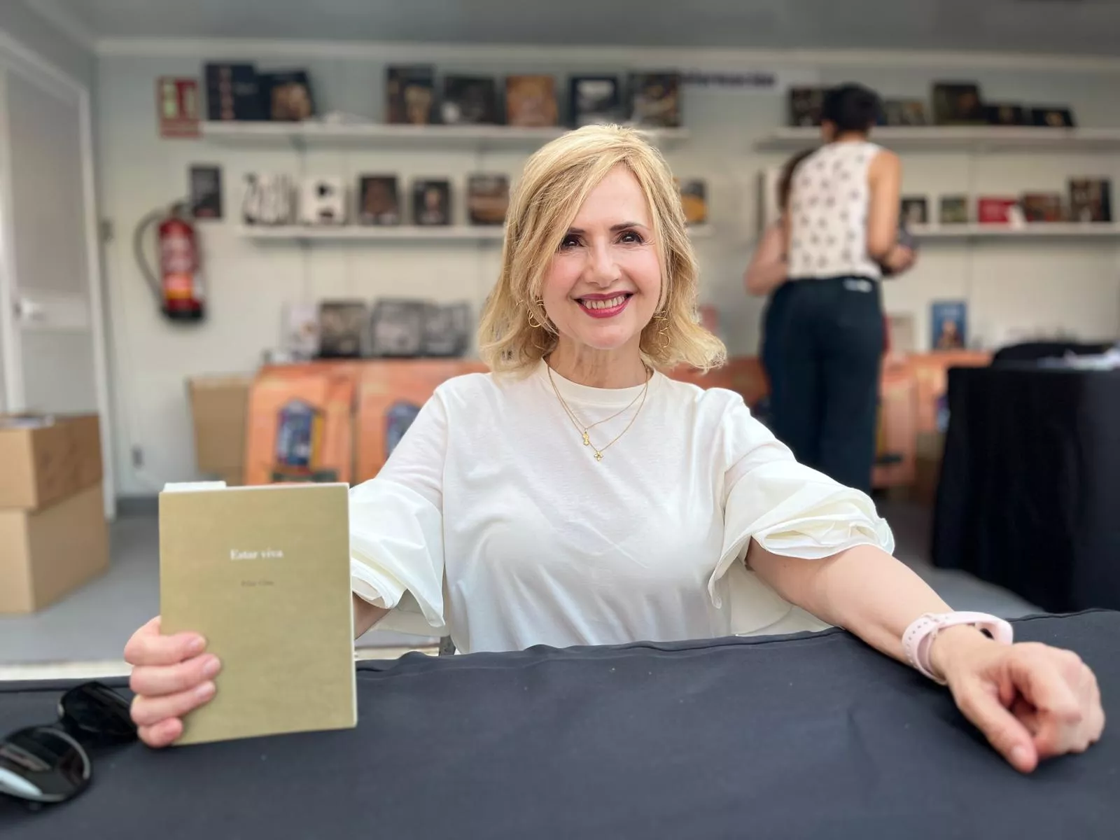 Pilar Clau en la 41 Feria del Libro de Huesca. Foto Mercedes Manterola
