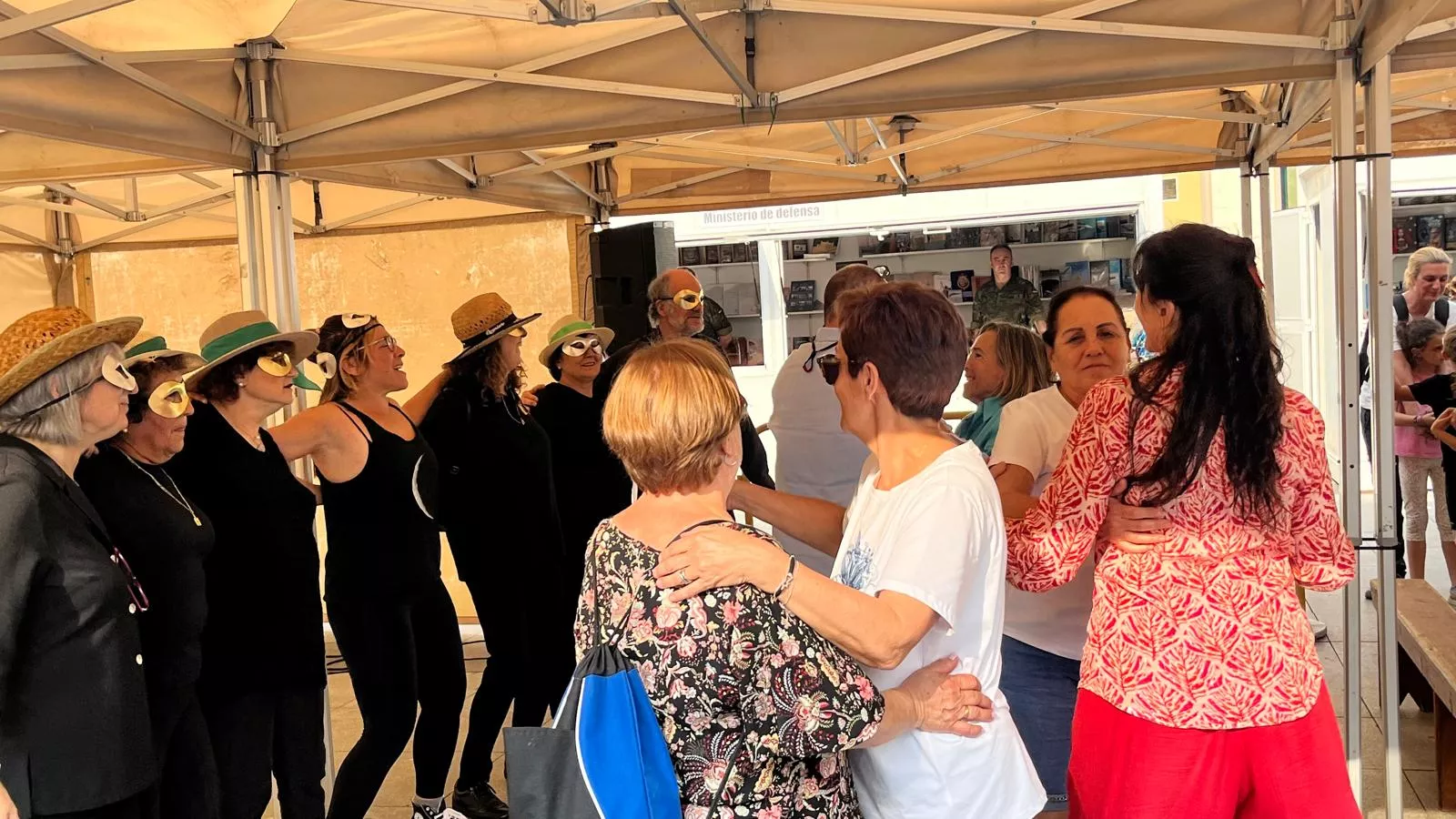 "Conciertillo descarado"  en la 41 Feria del Libro de Huesca. Foto Mercedes Manterola
