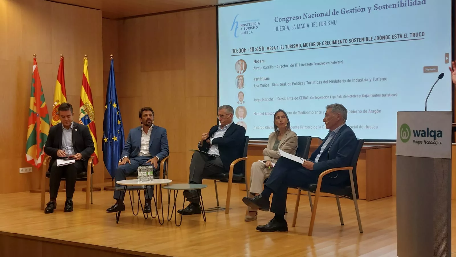 Responsables institucionales en el Congreso de Gestión y Sostenibilidad del Turismo