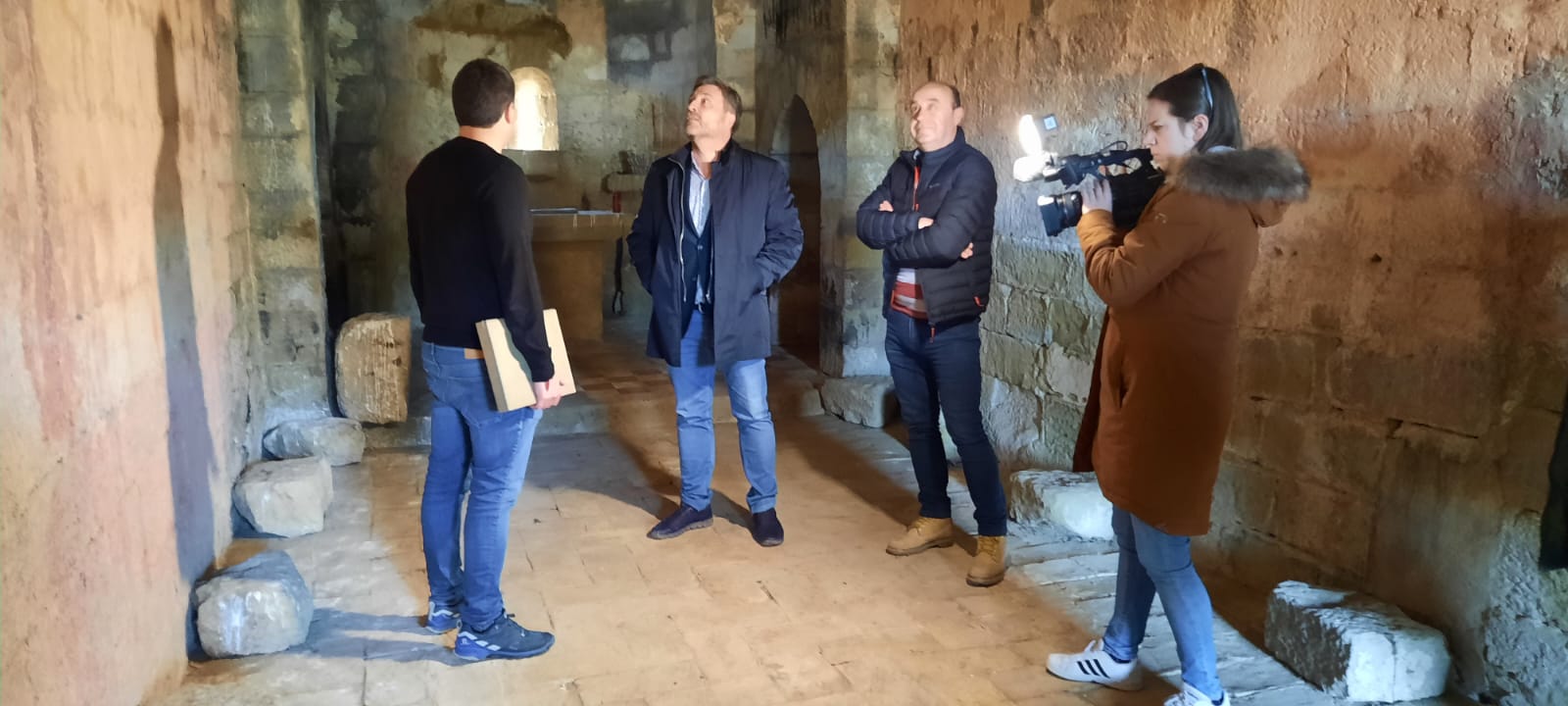 Imágenes de la ermita de Santa Lucía de Ayerbe restaurada