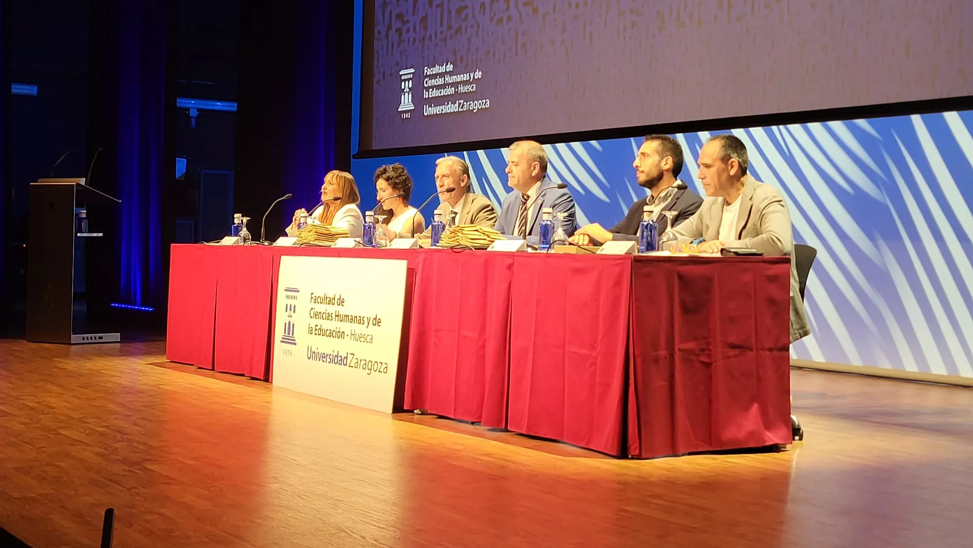 Graduación Facultad de Ciencias Humanas y de la Eduación. Foto Javier García Antón