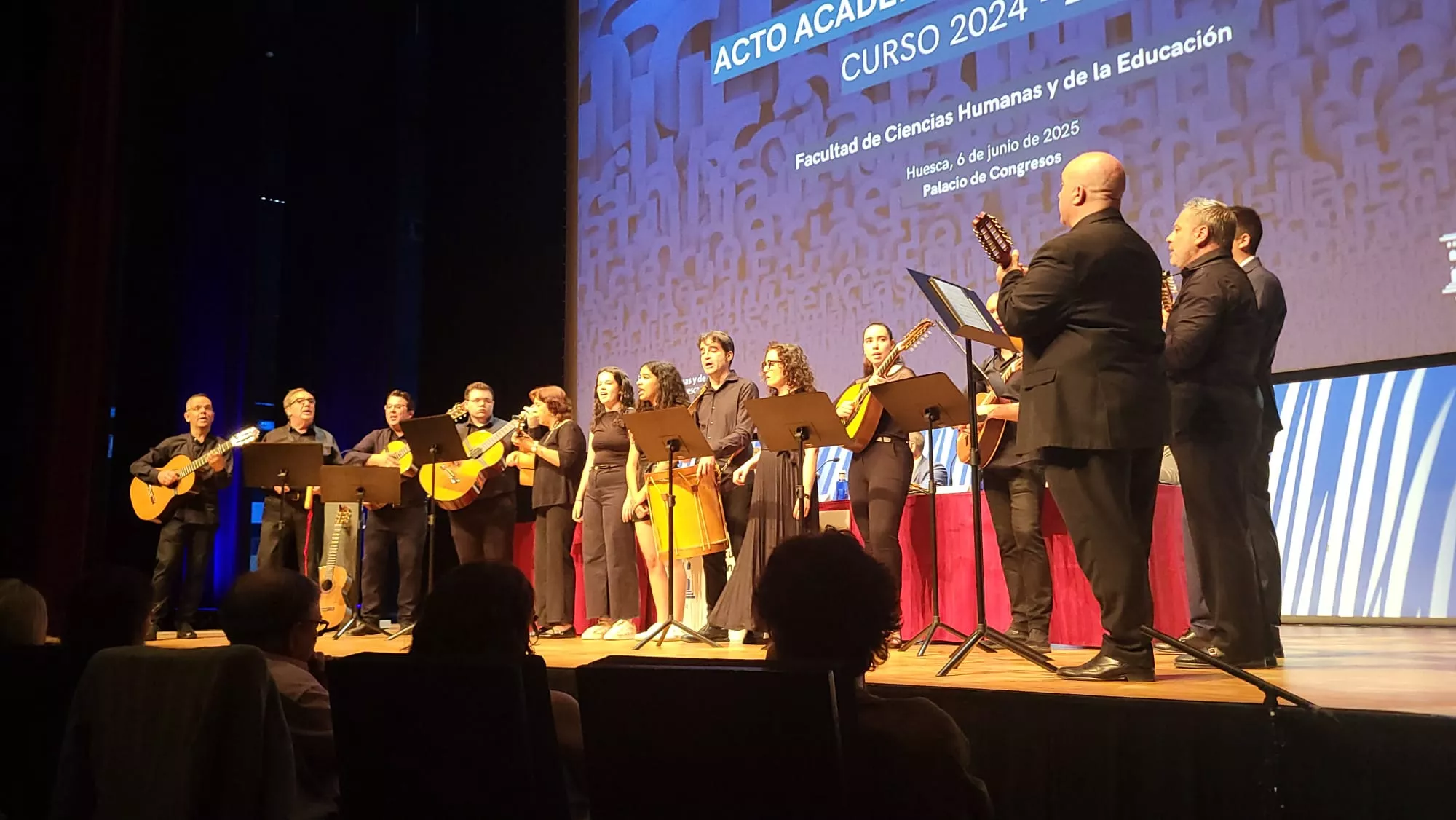 Graduación Facultad de Ciencias Humanas y de la Eduación. Foto Javier García Antón