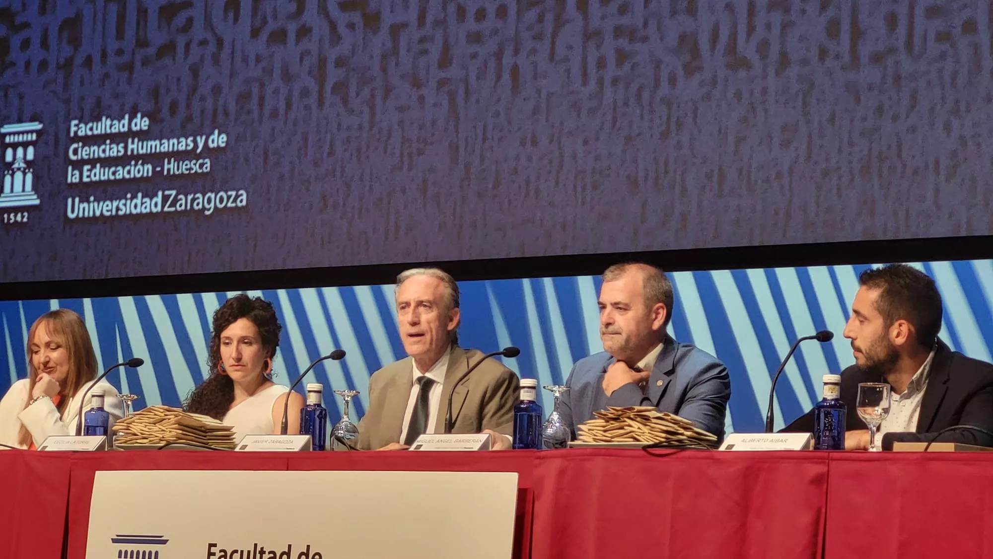 Graduación Facultad de Ciencias Humanas y de la Eduación. Foto Javier García Antón