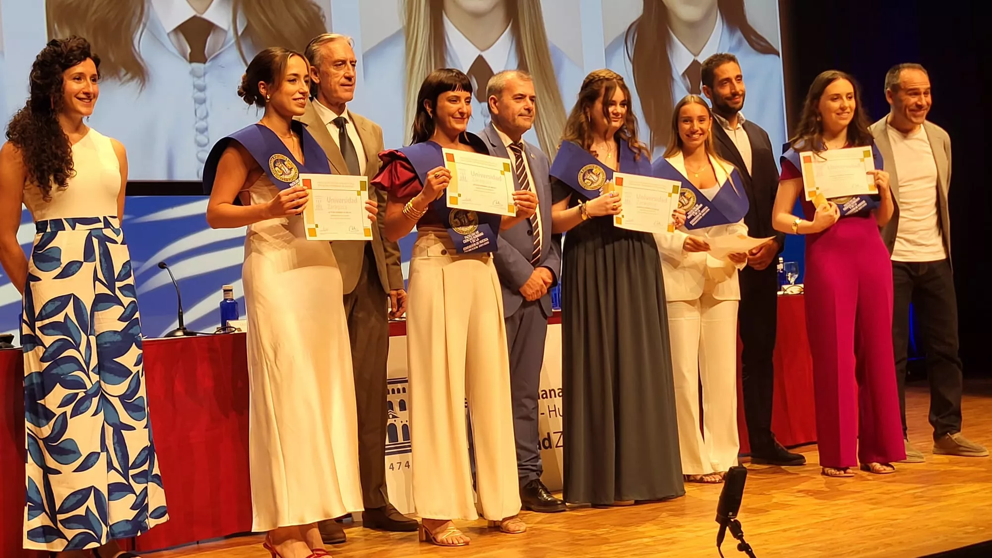 Graduación Facultad de Ciencias Humanas y de la Eduación. Foto Javier García Antón