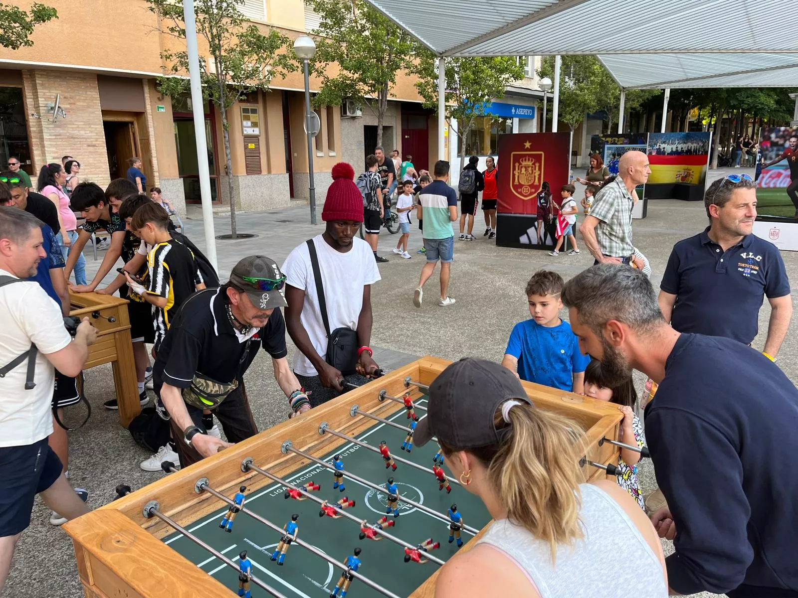 Fan Zone en la plaza San Antonio. Foto: Adri Mora