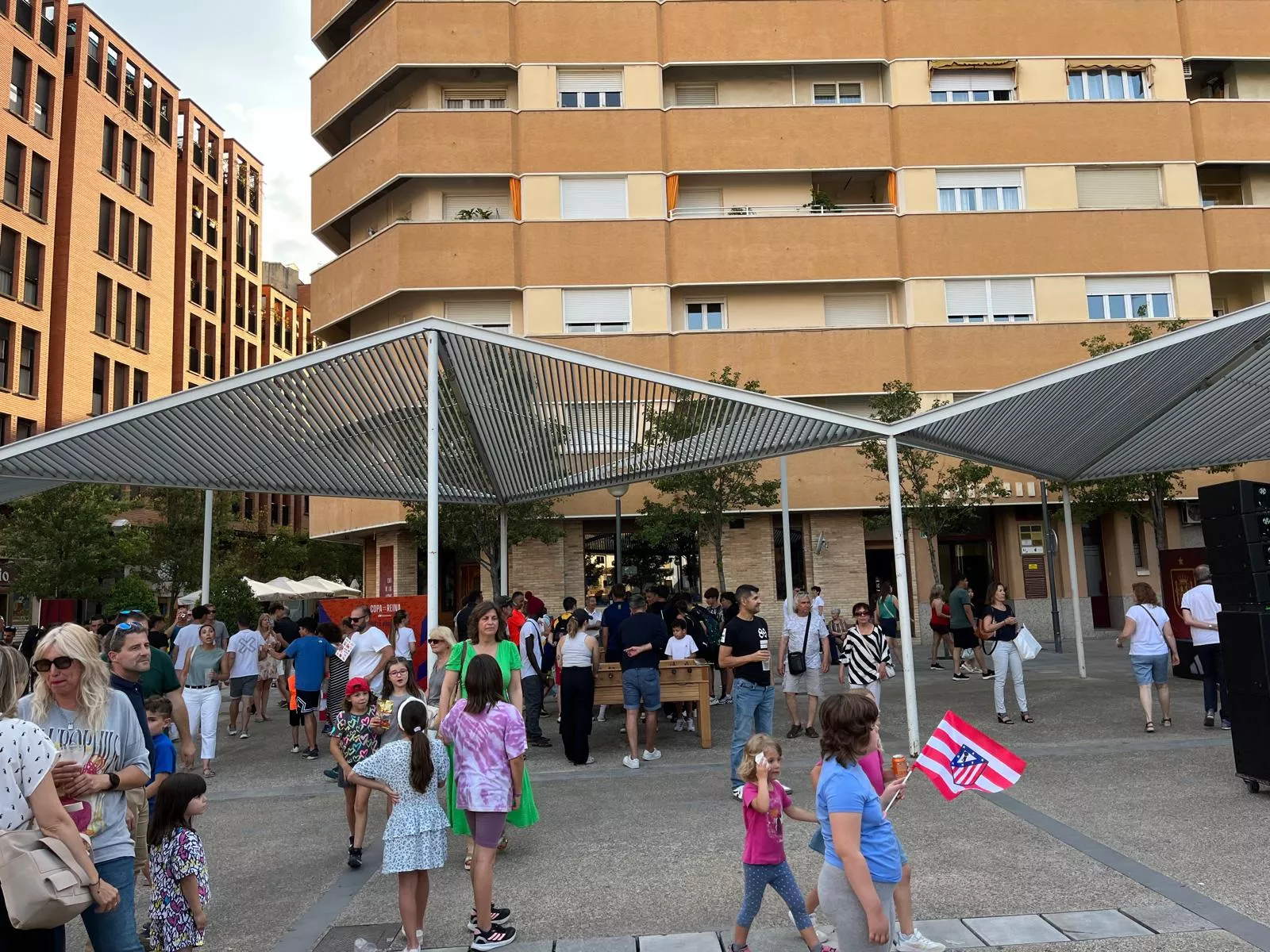 Fan Zone en la plaza San Antonio. Foto: Adri Mora