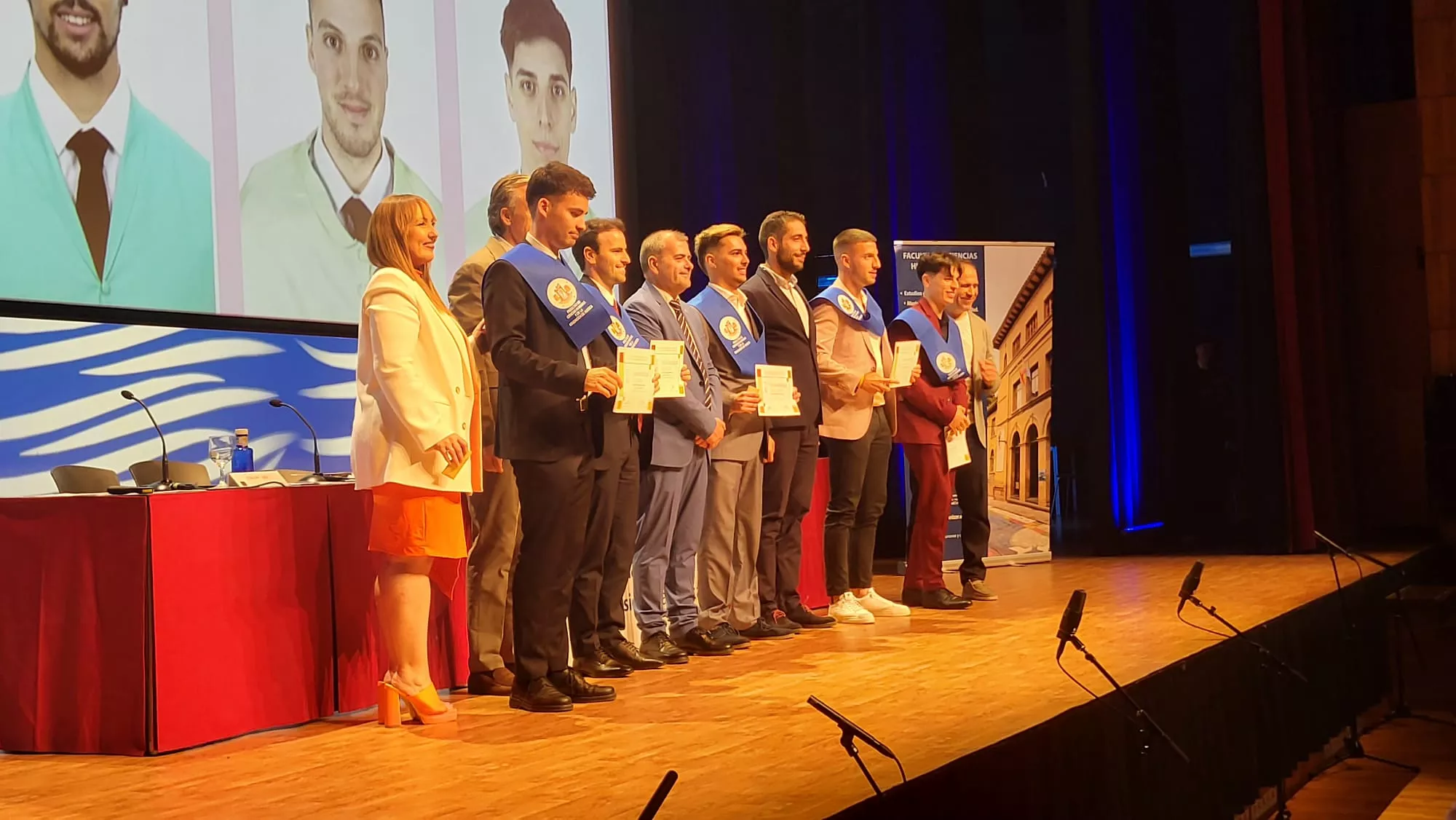 Graduación Facultad de Ciencias Humanas y de la Eduación. Foto Javier García Antón