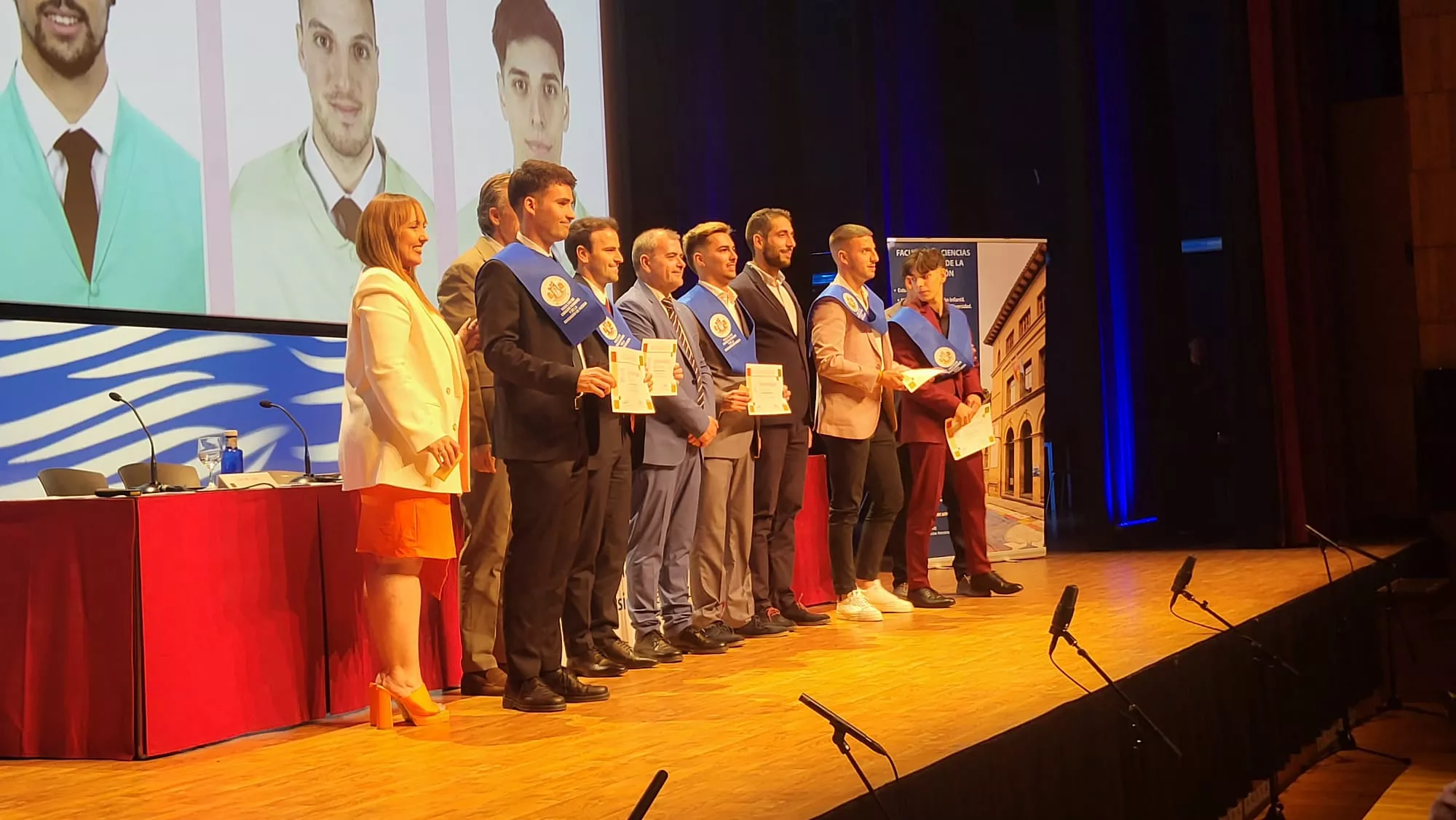 Graduación Facultad de Ciencias Humanas y de la Eduación. Foto Javier García Antón