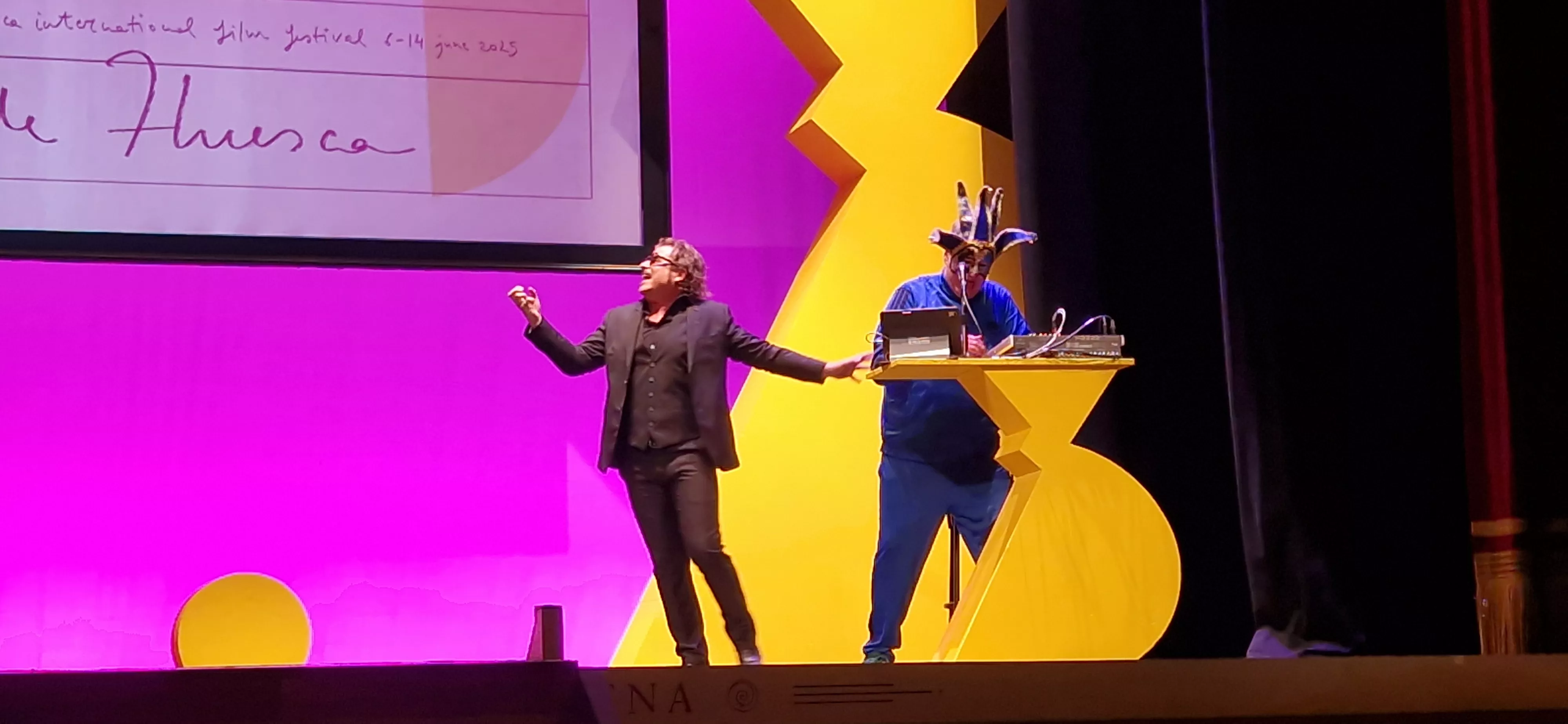 Alfonso Palomares y Kike Lera. Gala de inauguración del 53 Festival Internacional de Cine de Huesca. Foto Myriam Martínez