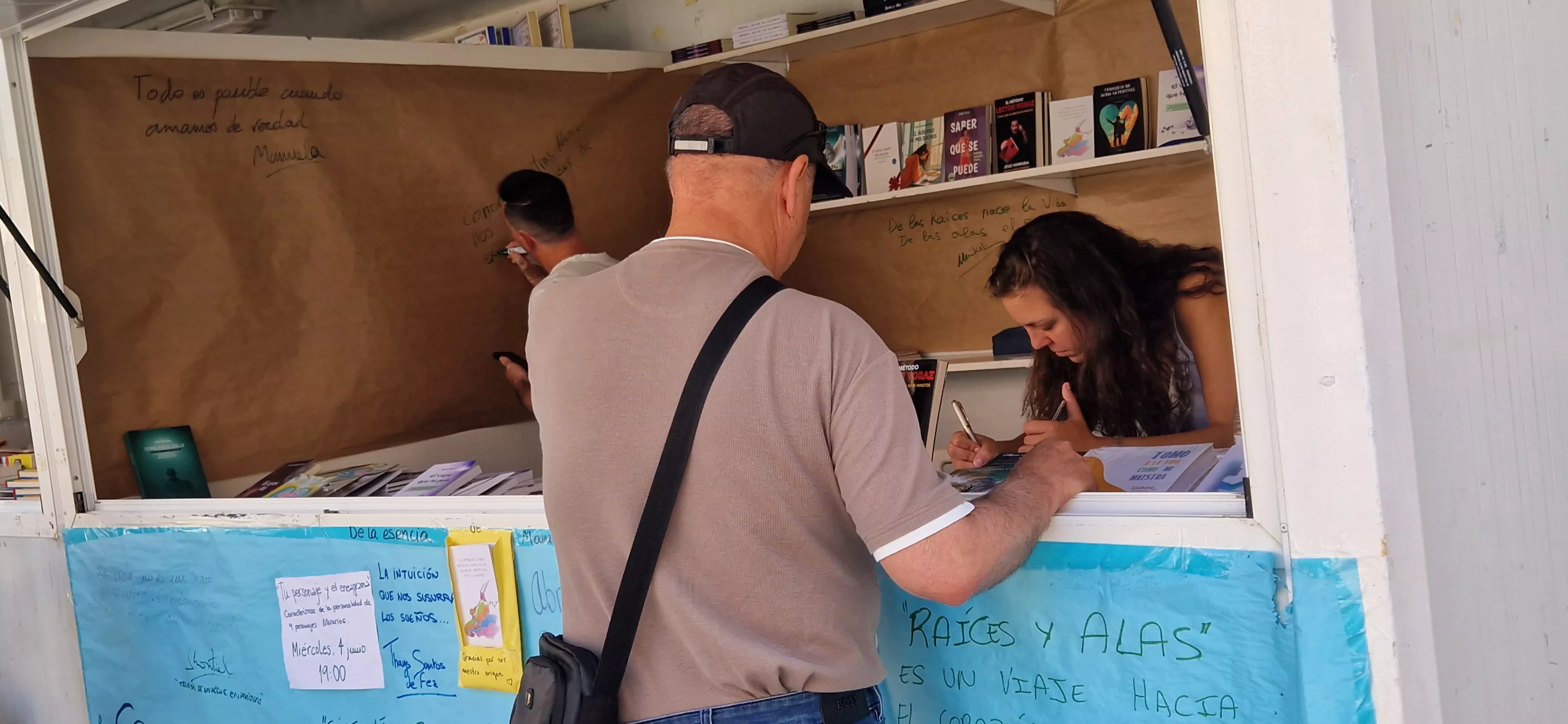 Jornada del sábado de la 41ª Feria del Libro de Huesca. Foto Myriam Martínez