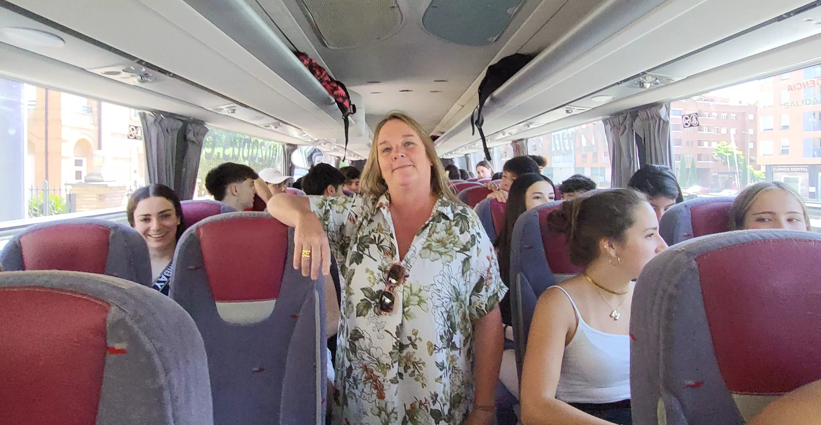 Estudiantes de Huesca viajan a Salou tras el bachillerato y la PAU. Foto Mercedes Manterola