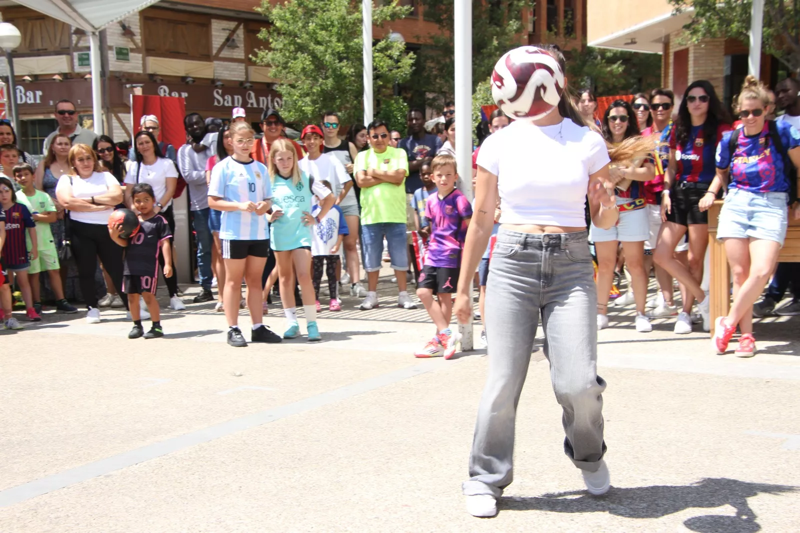 Fan Zone este sábado en Huesca. Foto Carlos Neofato