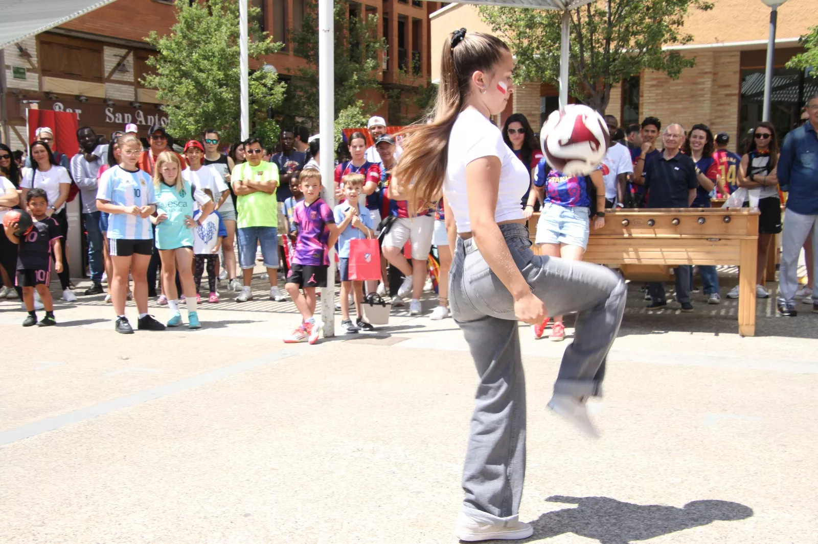 Fan Zone este sábado en Huesca. Foto Carlos Neofato