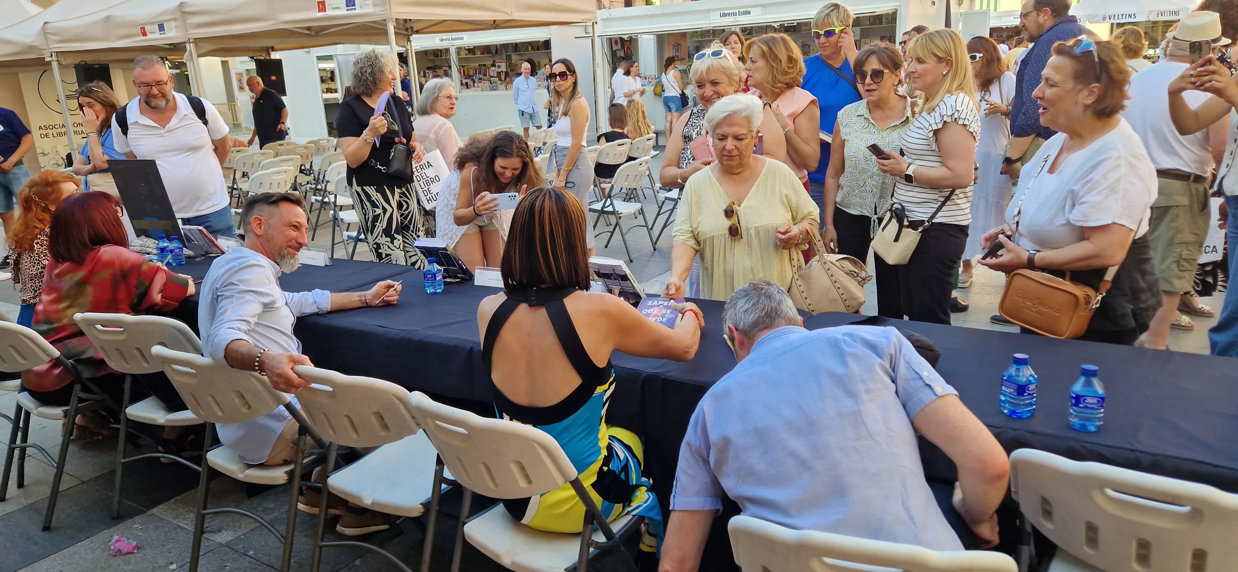 Jornada del sábado de la 41ª Feria del Libro de Huesca. Foto Myriam Martínez