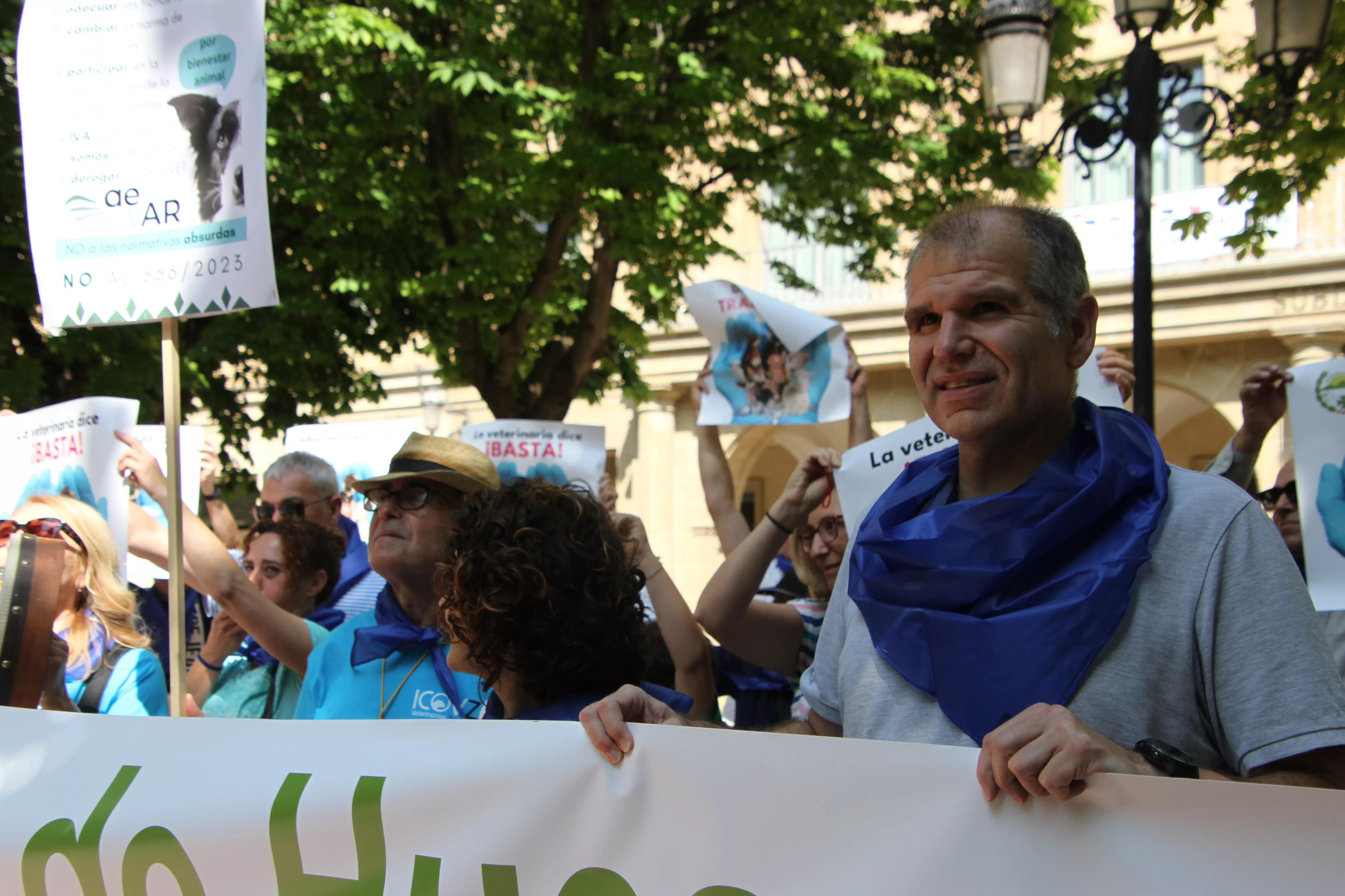 Manifestación de los veterinarios en Huesca. Foto Carlos Neofato