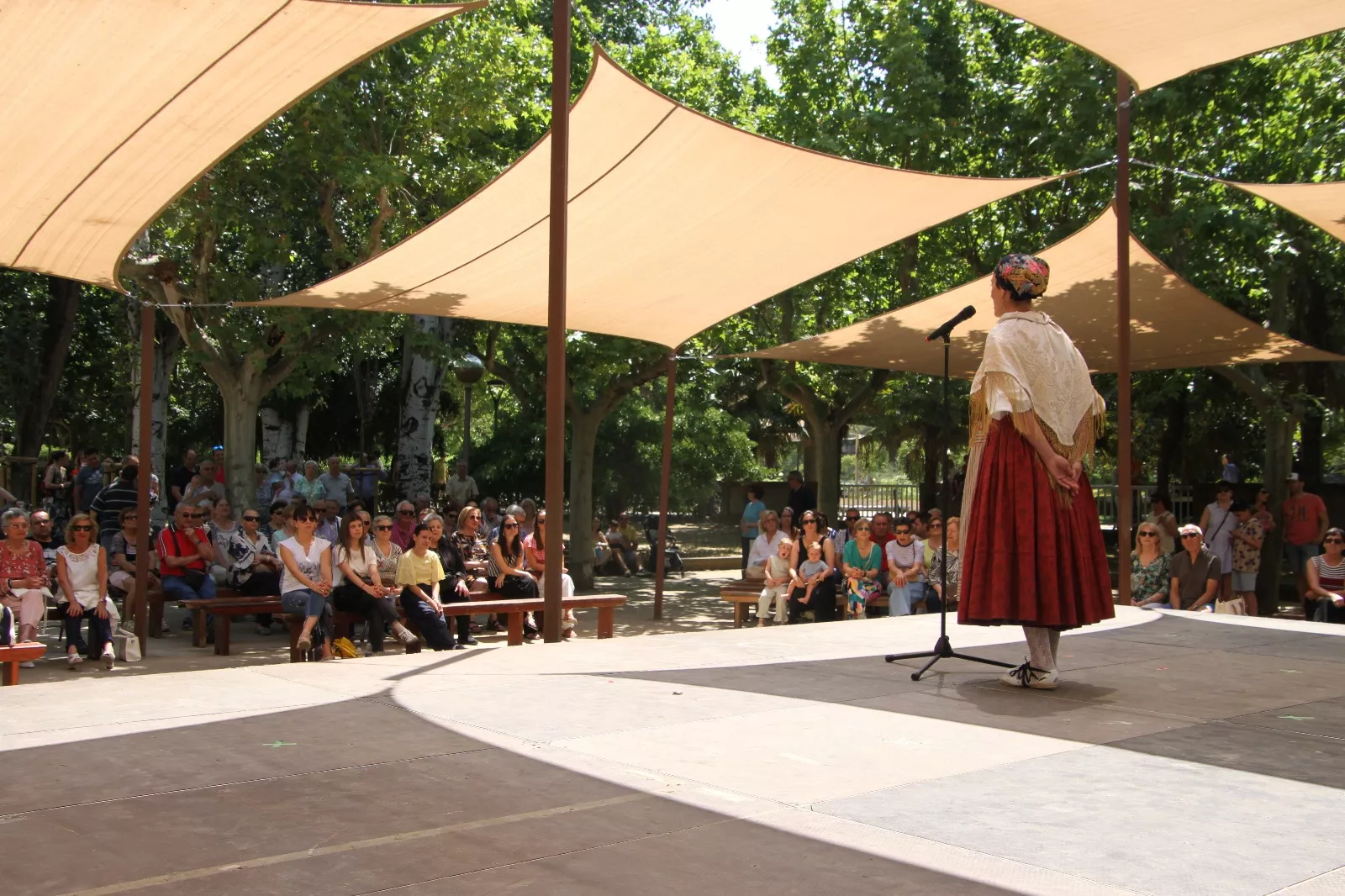 Fin de curso del Grupo Folklórico San Lorenzo. Foto Carlos Neofato 
