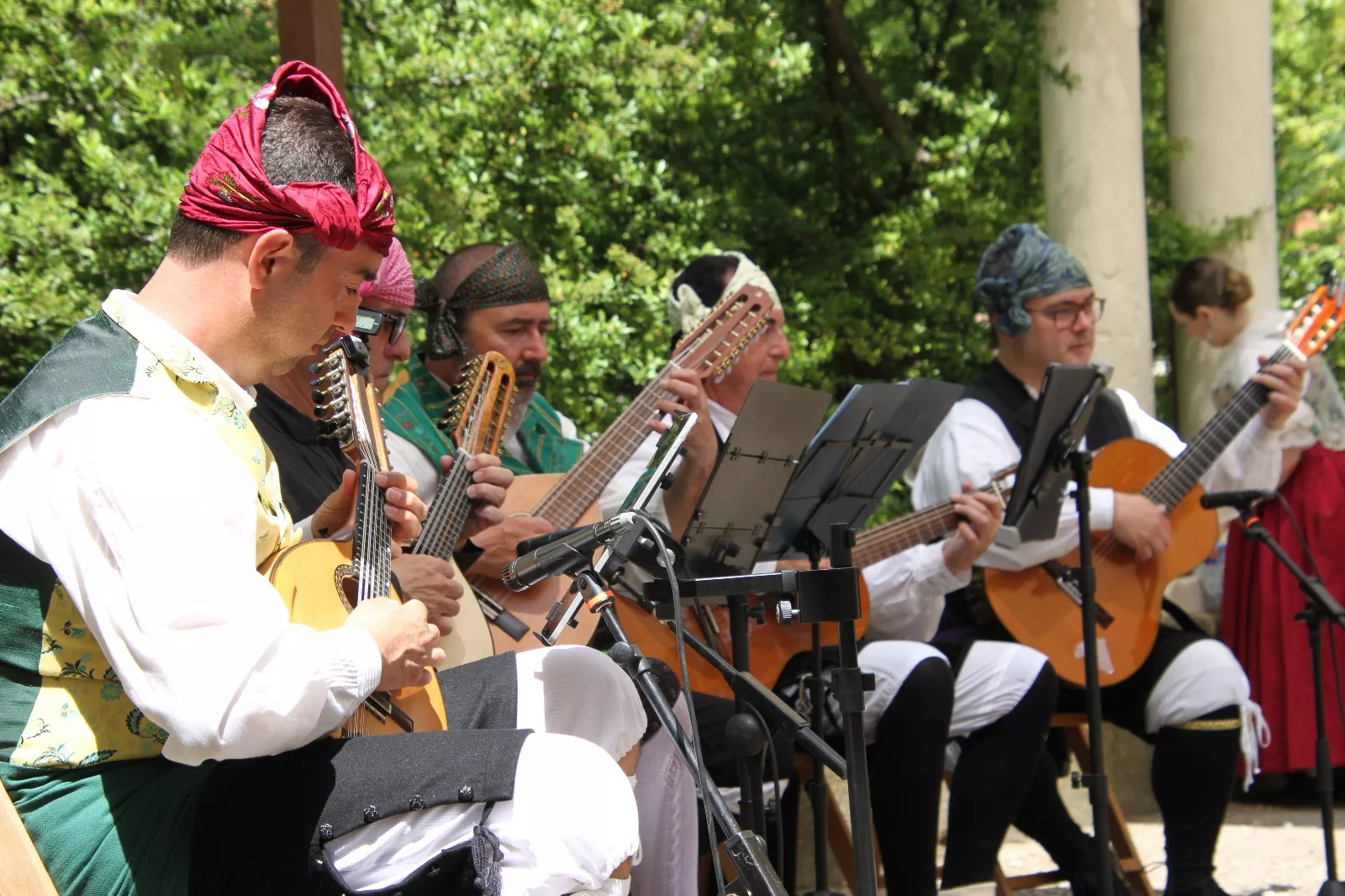 Fin de curso del Grupo Folklórico San Lorenzo. Foto Carlos Neofato 