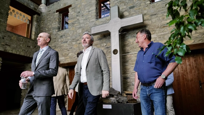 Manuel Mora, Jorge Azcón e Ignacio Abadías.