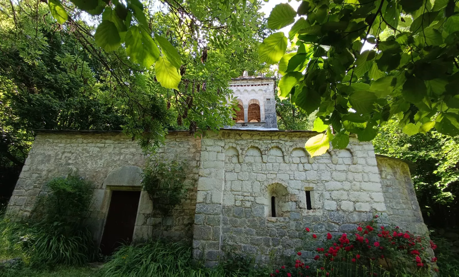Ermita de la Virgen de Gracia. Románico (s XII). 